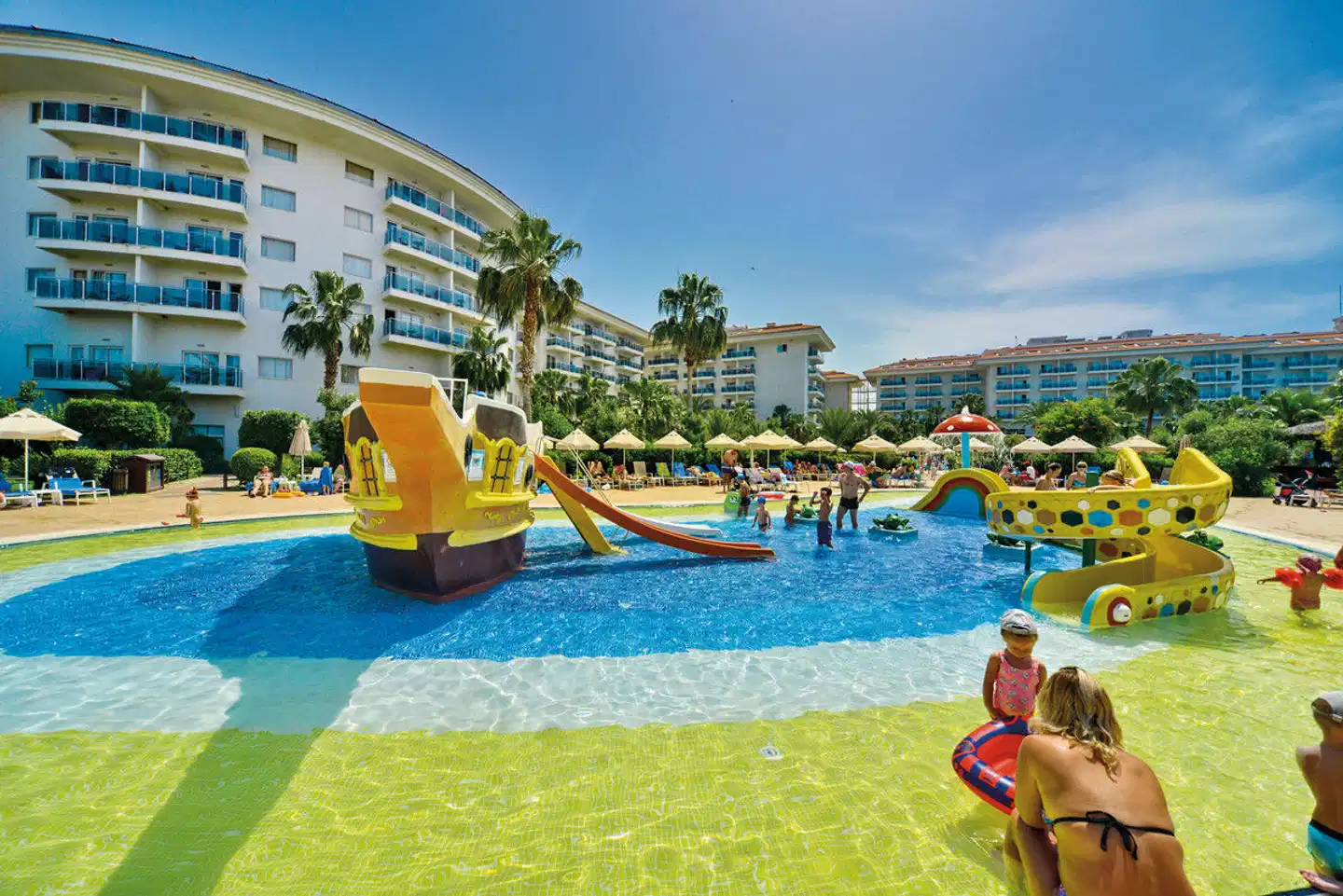 Seaden Sea World Resort & Spa Pool