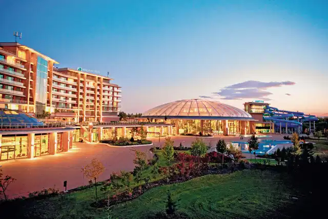 Aquaworld Resort Budapest Aussenansicht