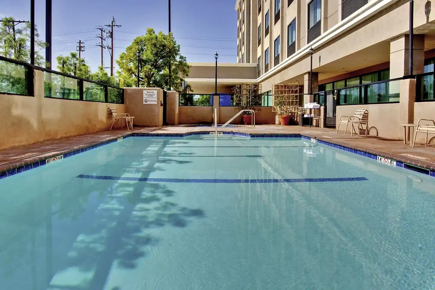 Holiday Inn Express Hotel & Suites Hollywood Walk of Fame Pool