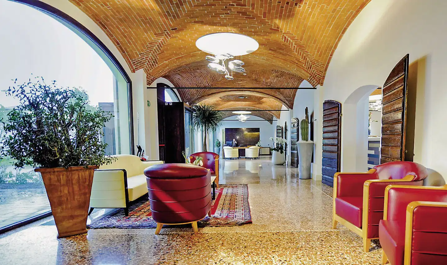 The Ziba Hotel & Spa Lobby