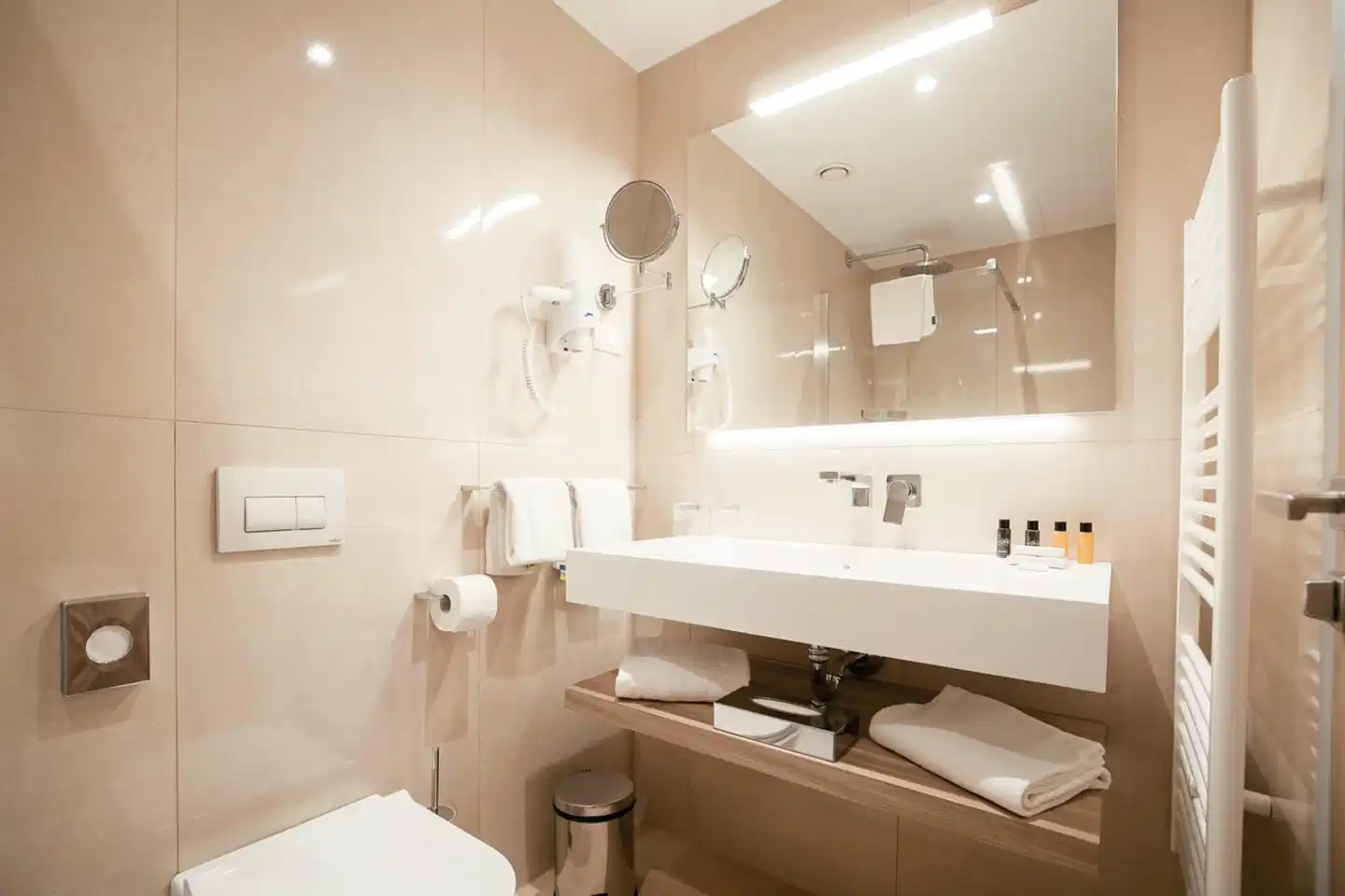 Hotel Riviera Badezimmer