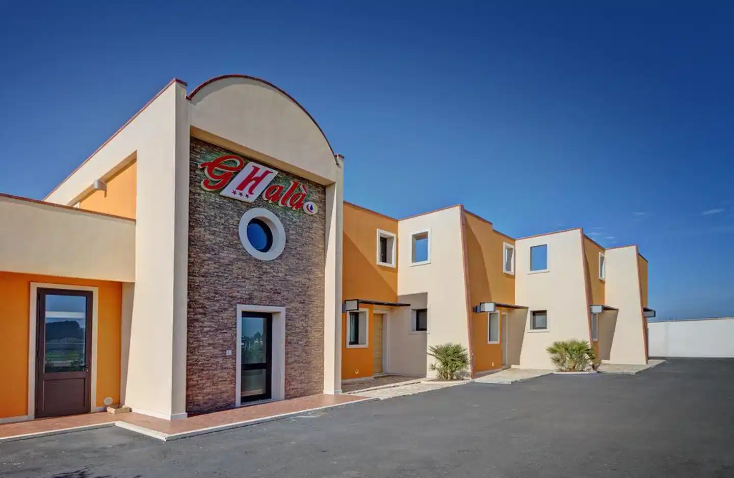 Hotel Ghalà Aussenansicht