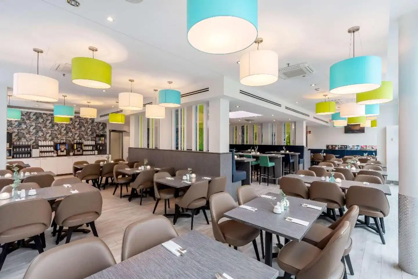 Premier Inn Würzburg Bar