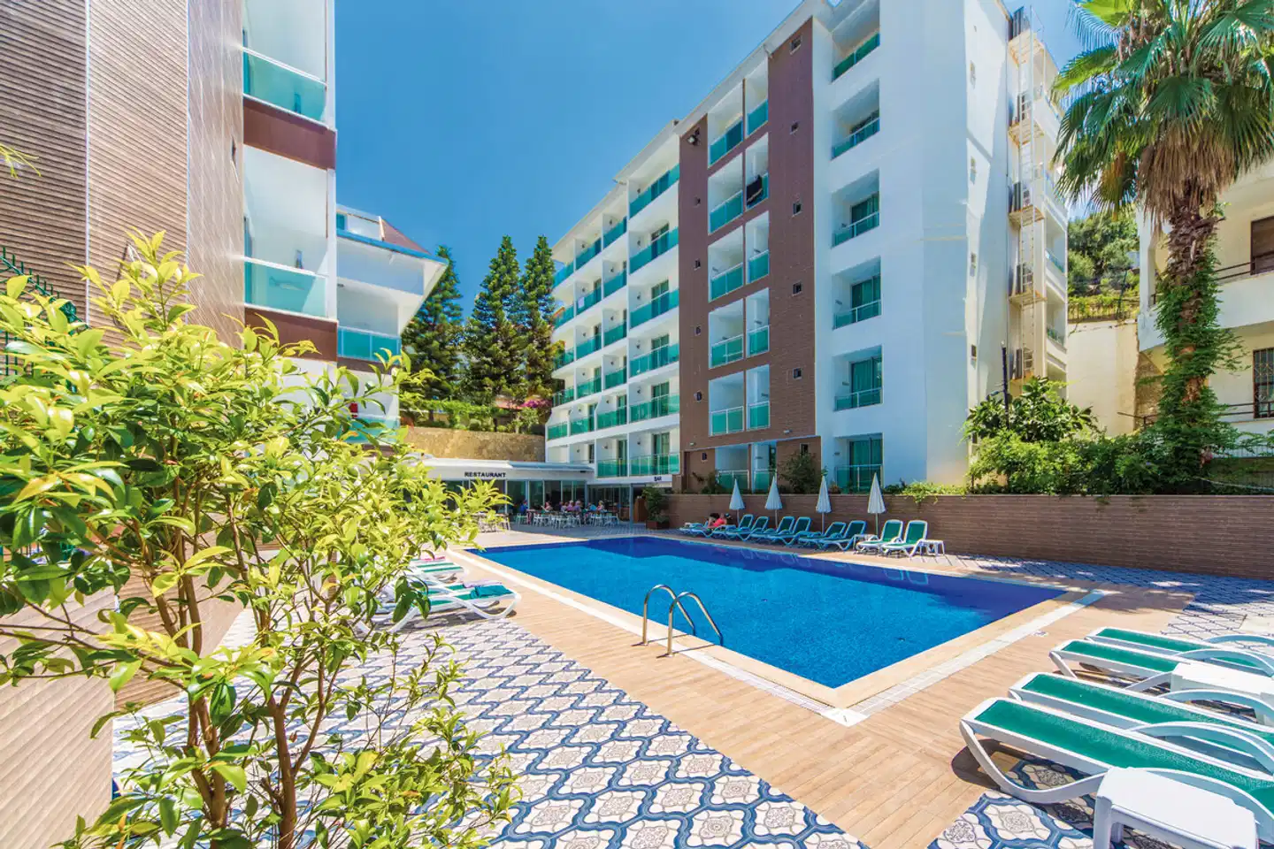 Kleopatra Atlas Hotel Aussenansicht