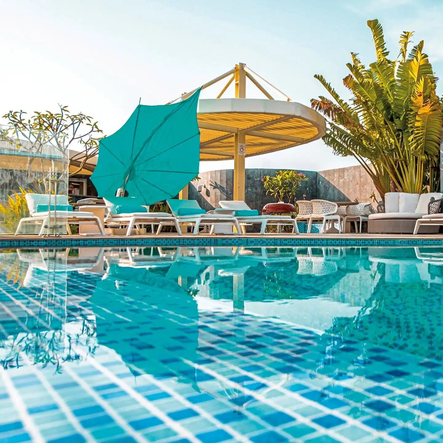 Grand Millennium Muscat Pool