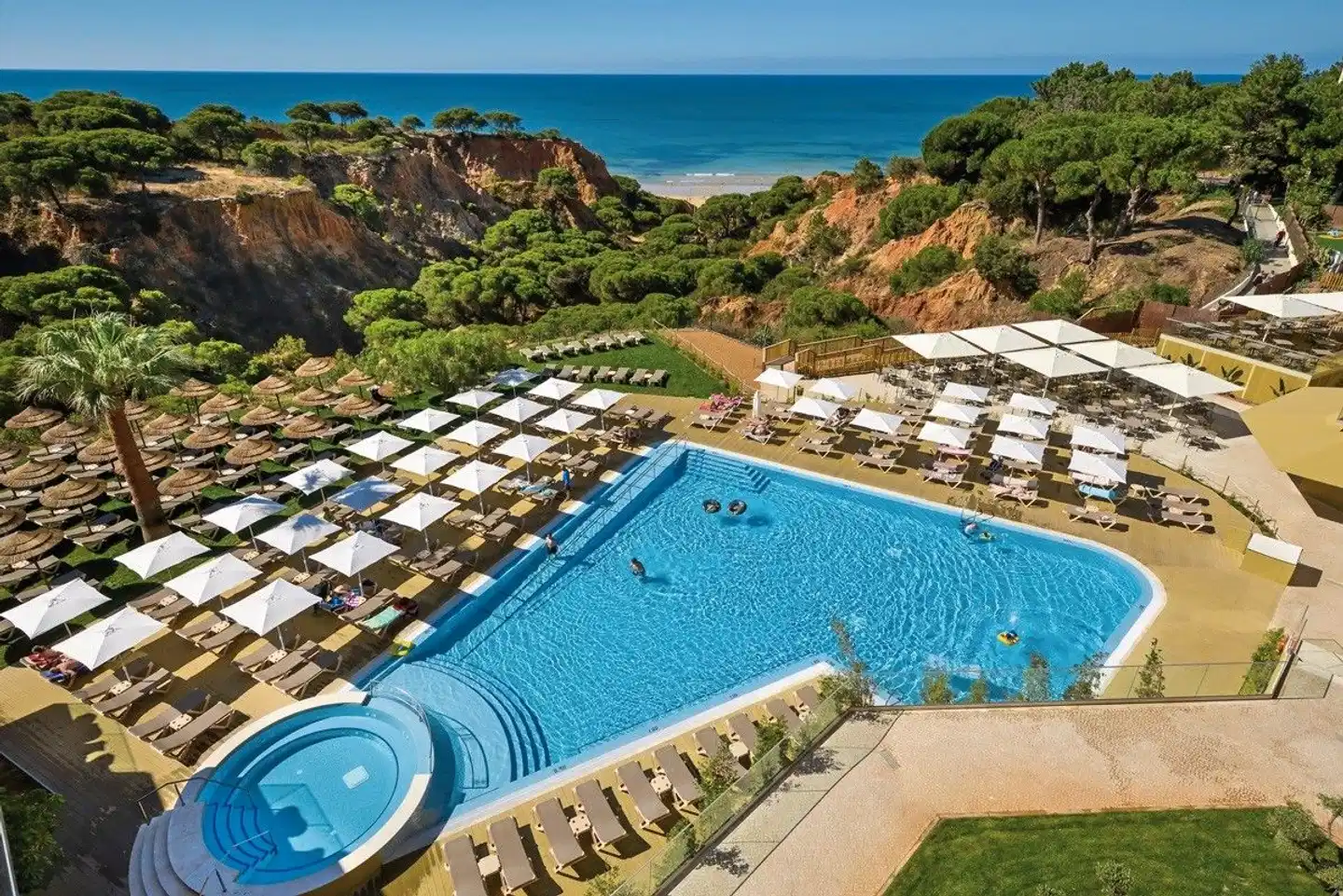 3HB Falésia Garden Pool