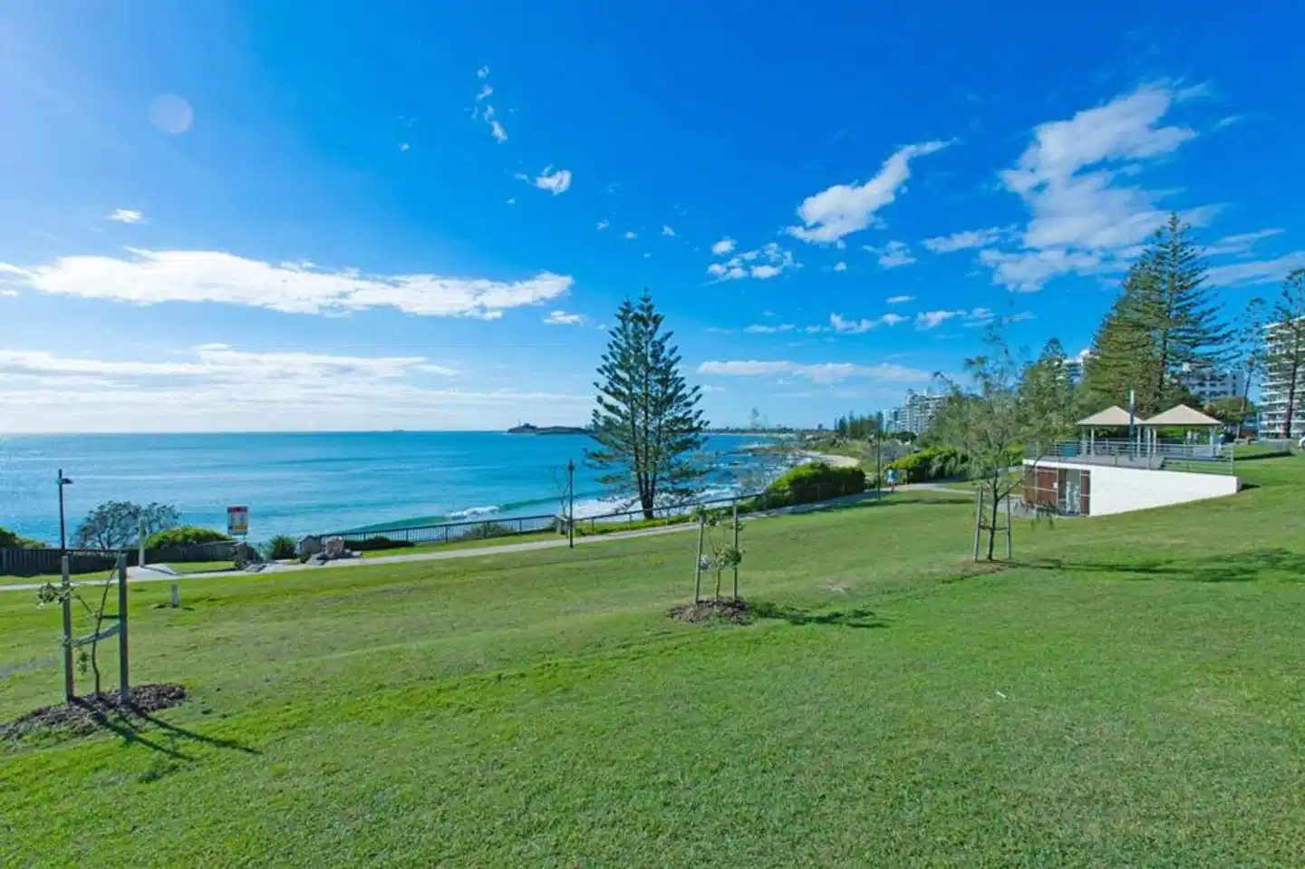 Alexandra on the Pacific Garten