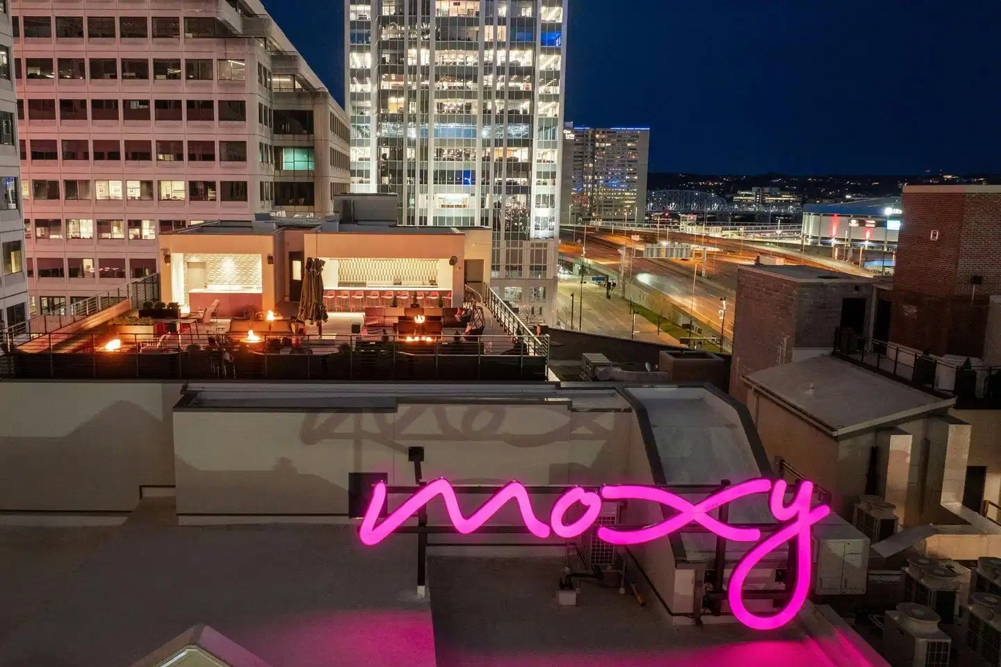 Moxy Cincinnati Downtown Terrasse