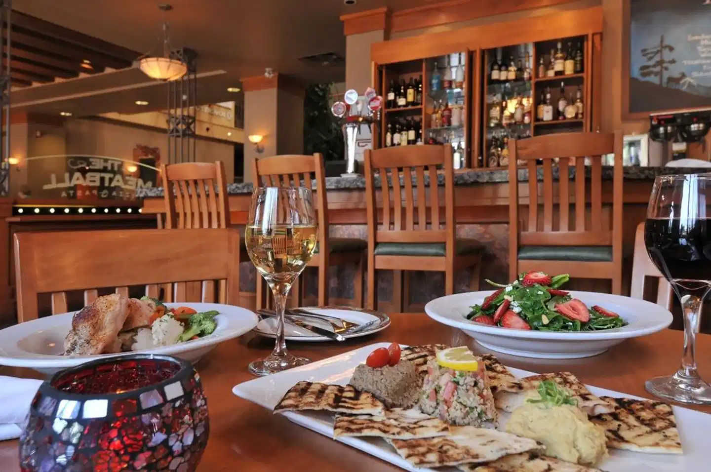 Banff Ptarmigan Inn Restaurant