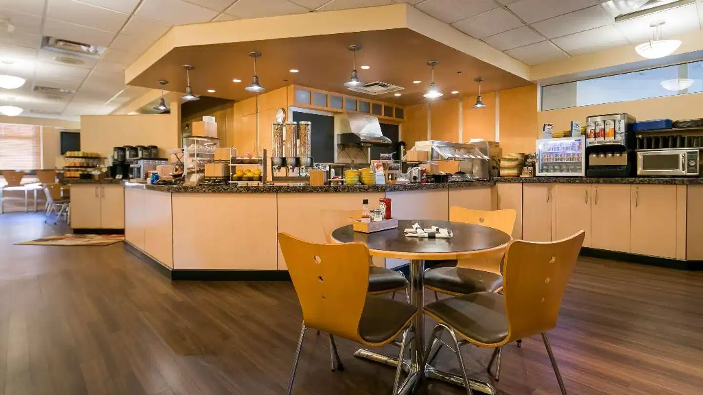 Best Western PLUS Fernie Mountain Lodge Bar