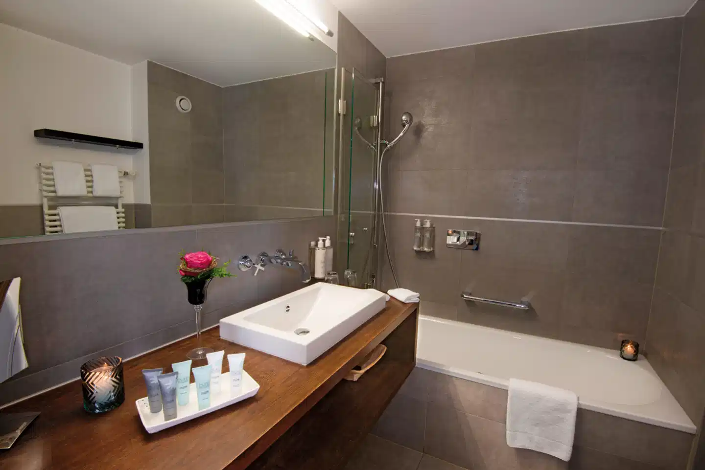 Le Mirabeau Resort & Spa Badezimmer