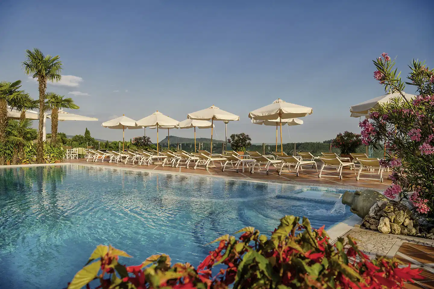 Madrigale Panoramic & Lifestyle Hotel Pool