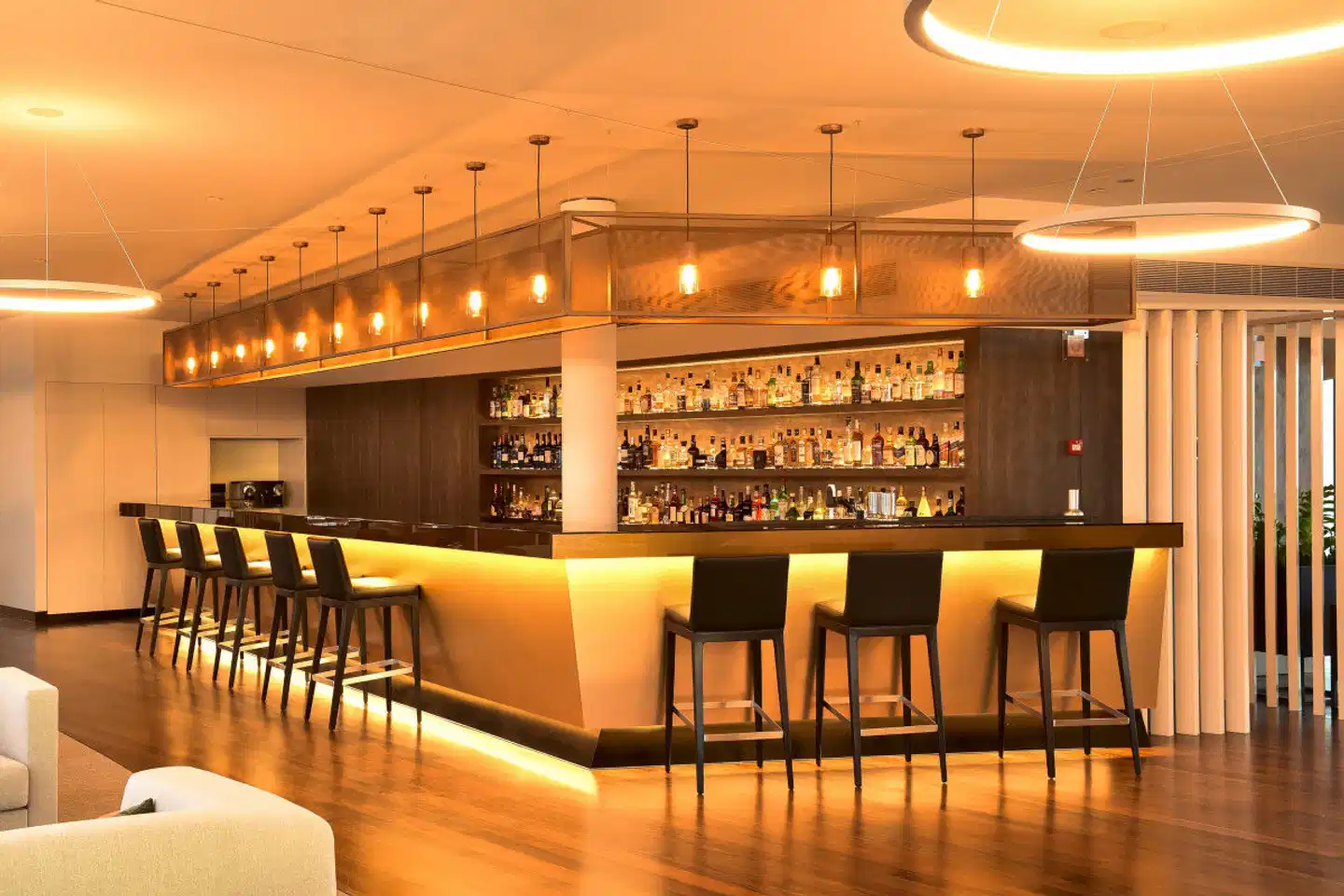 Porto Palacio by The Editory Bar