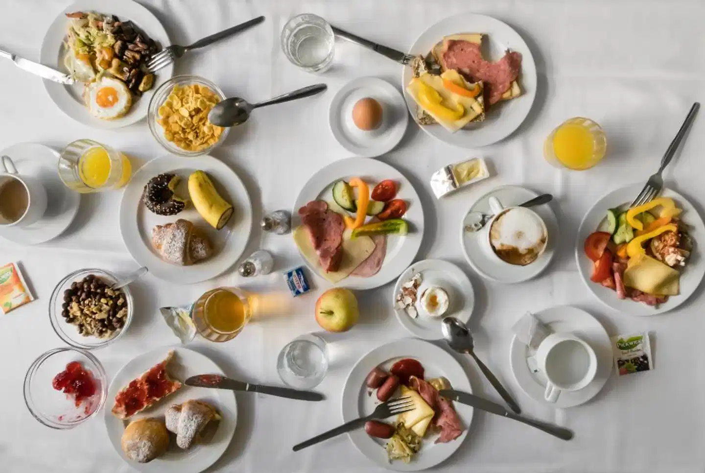 Three Crowns Hotel Restaurant