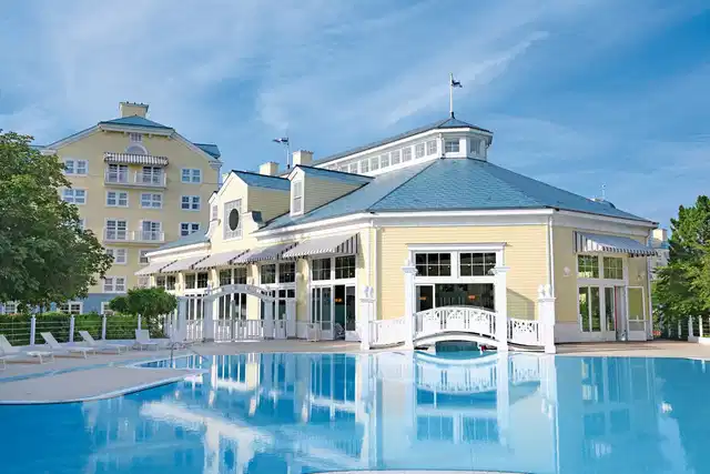 Disney Newport Bay Club Pool