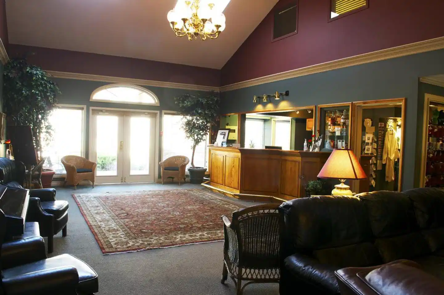 South Thompson Inn & Conference Centre Lobby