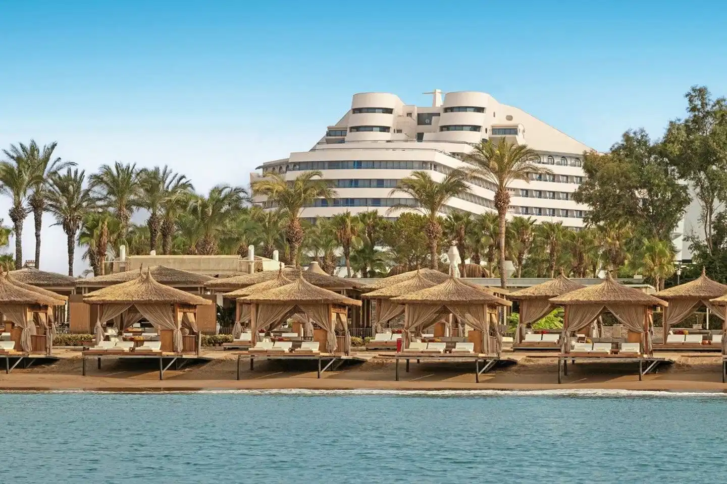 Titanic Deluxe Lara Aussenansicht