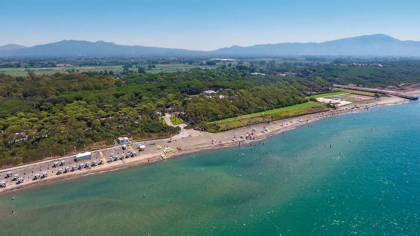 Camping Villaggio Baia Domizia Strand
