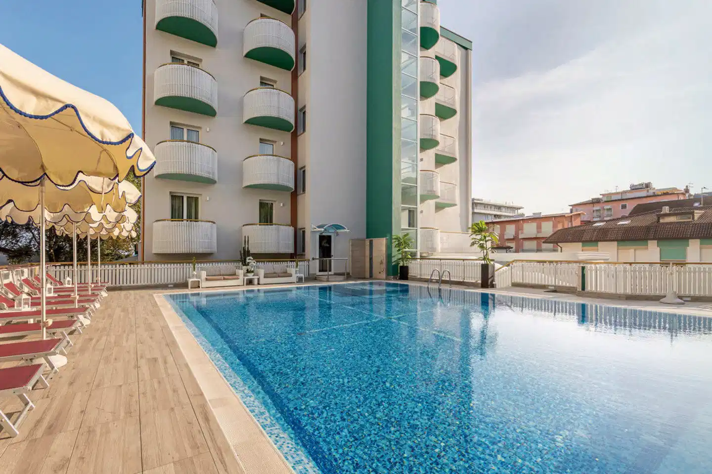 Salus Smart & Chic Hotel Pool