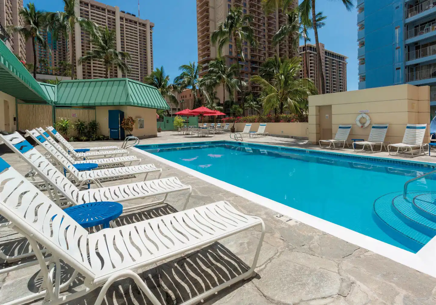 Ramada Plaza by Wyndham Waikiki Pool