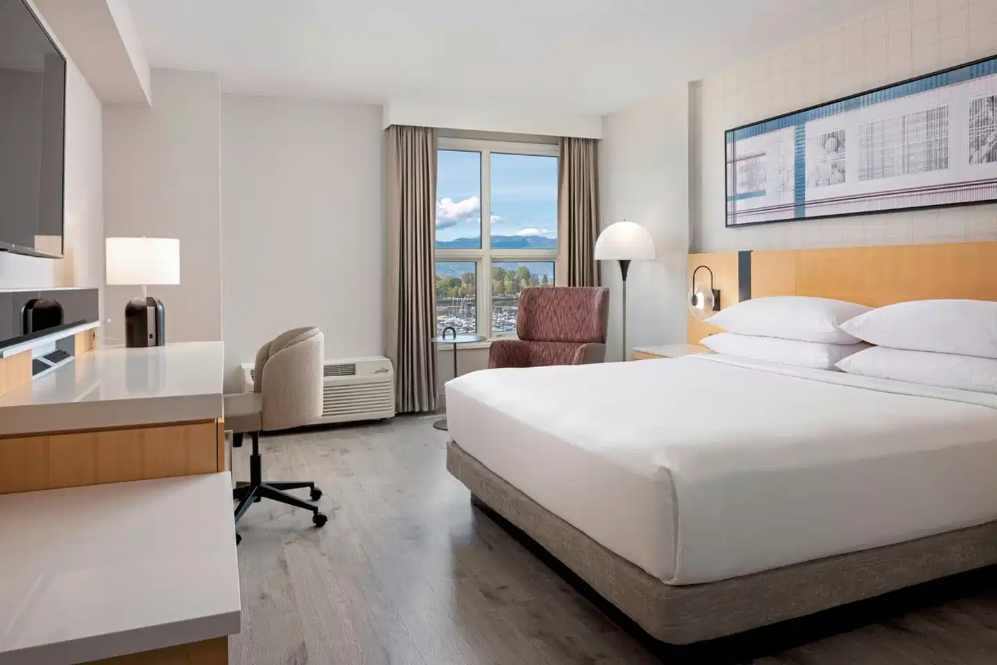 Delta Hotels by Marriott Grand Okanagan Resort Wohnbeispiel