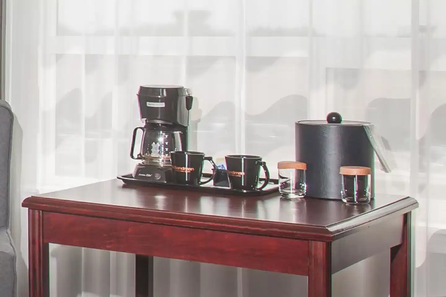 Sandman Inn Cache Creek Lobby