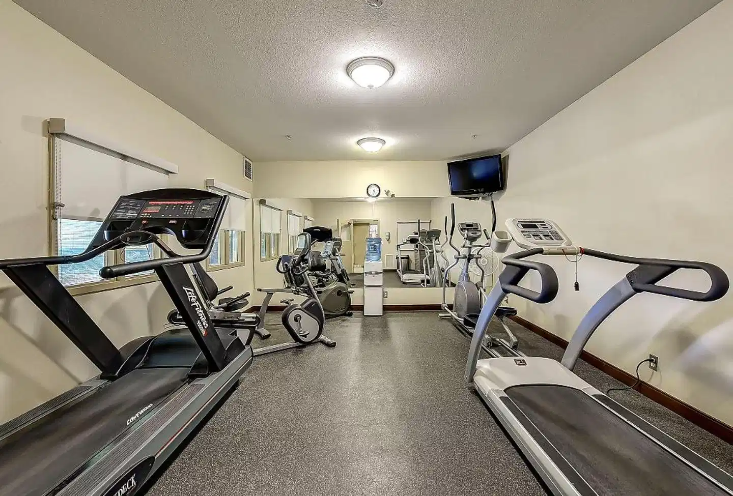 Best Western Plus Sunrise Inn Sport und Entertainment