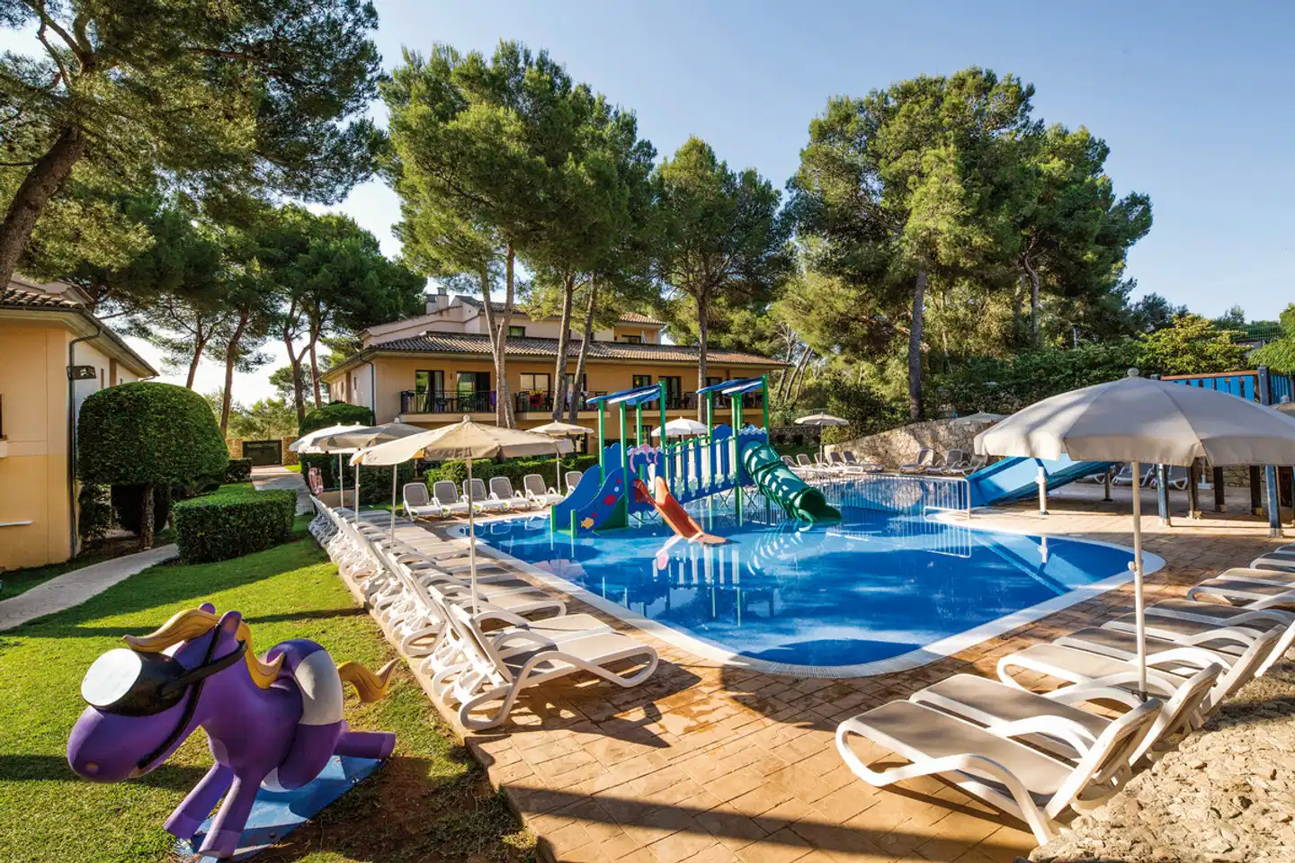 Vell Mari Hotel & Resort Pool