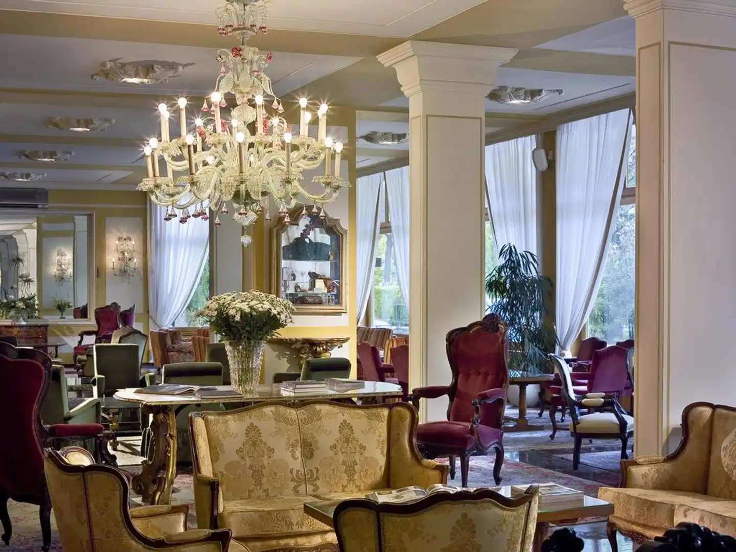 Universal Terme Lobby