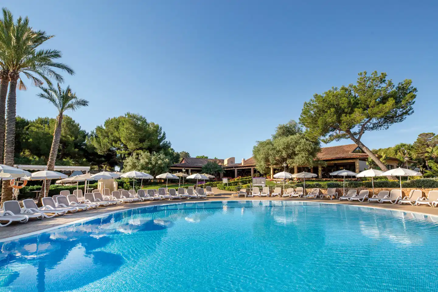 Vell Mari Hotel & Resort Pool