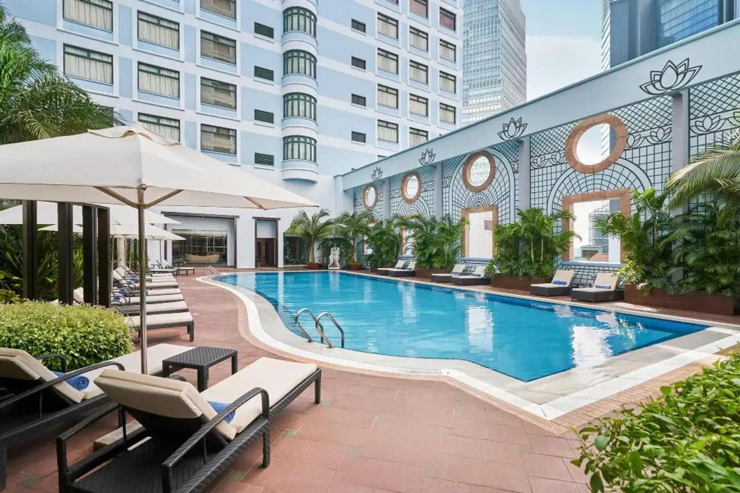 Sheraton Saigon Hotel & Towers Pool