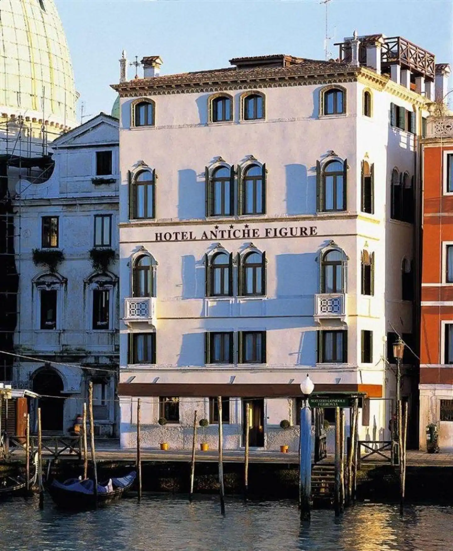 Antiche Figure Aussenansicht