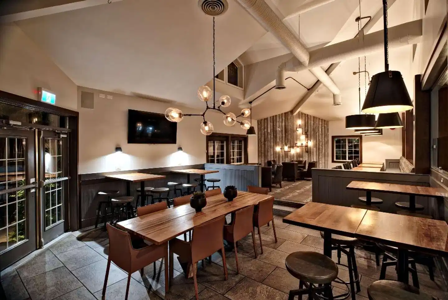 Ramada Inn & Suites Penticton Restaurant