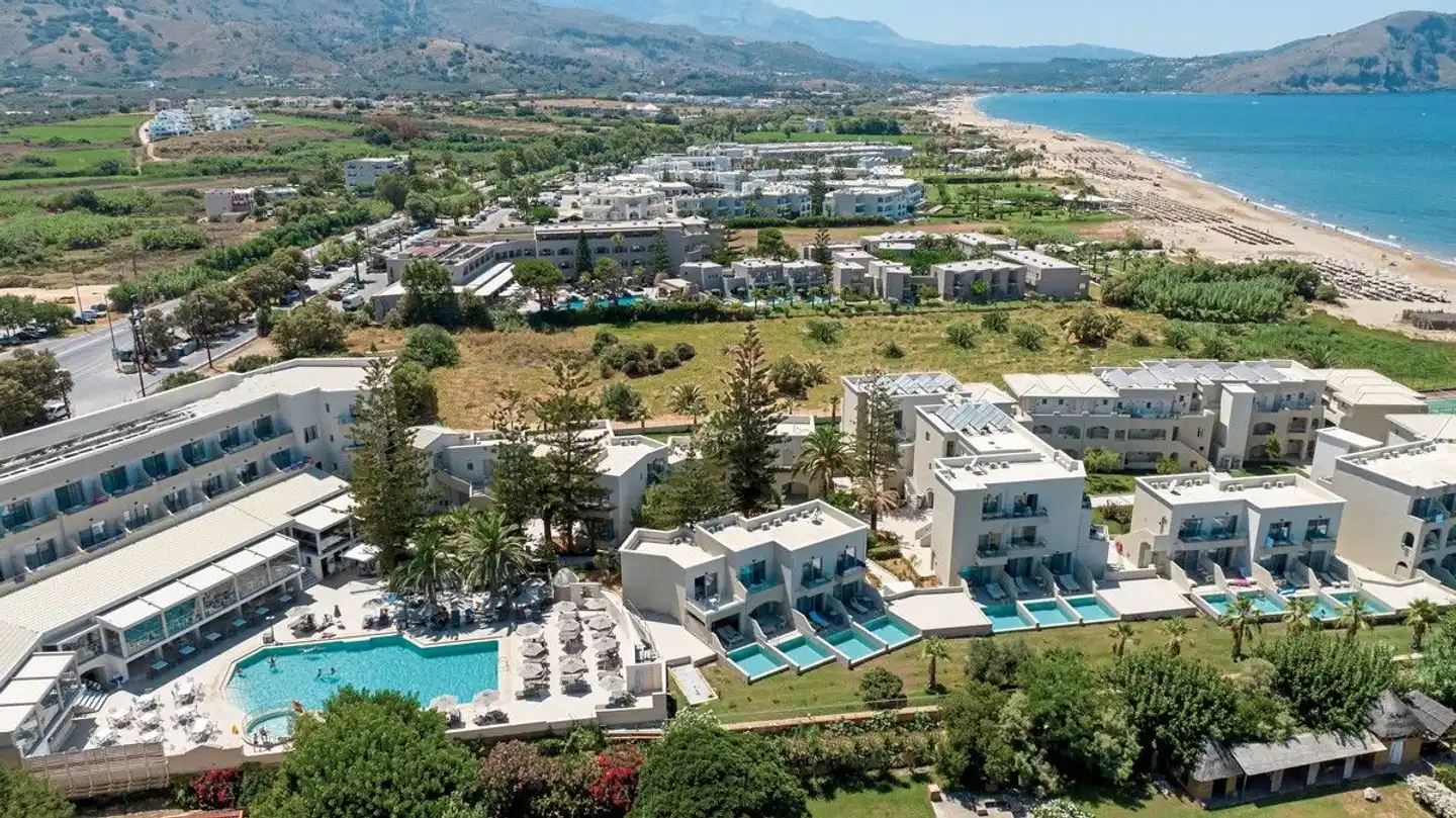 Vantaris Luxury Beach Resort Aussenansicht