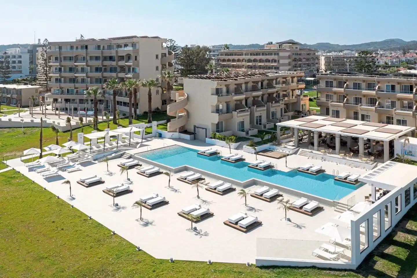 Sun Beach Resort Aussenansicht