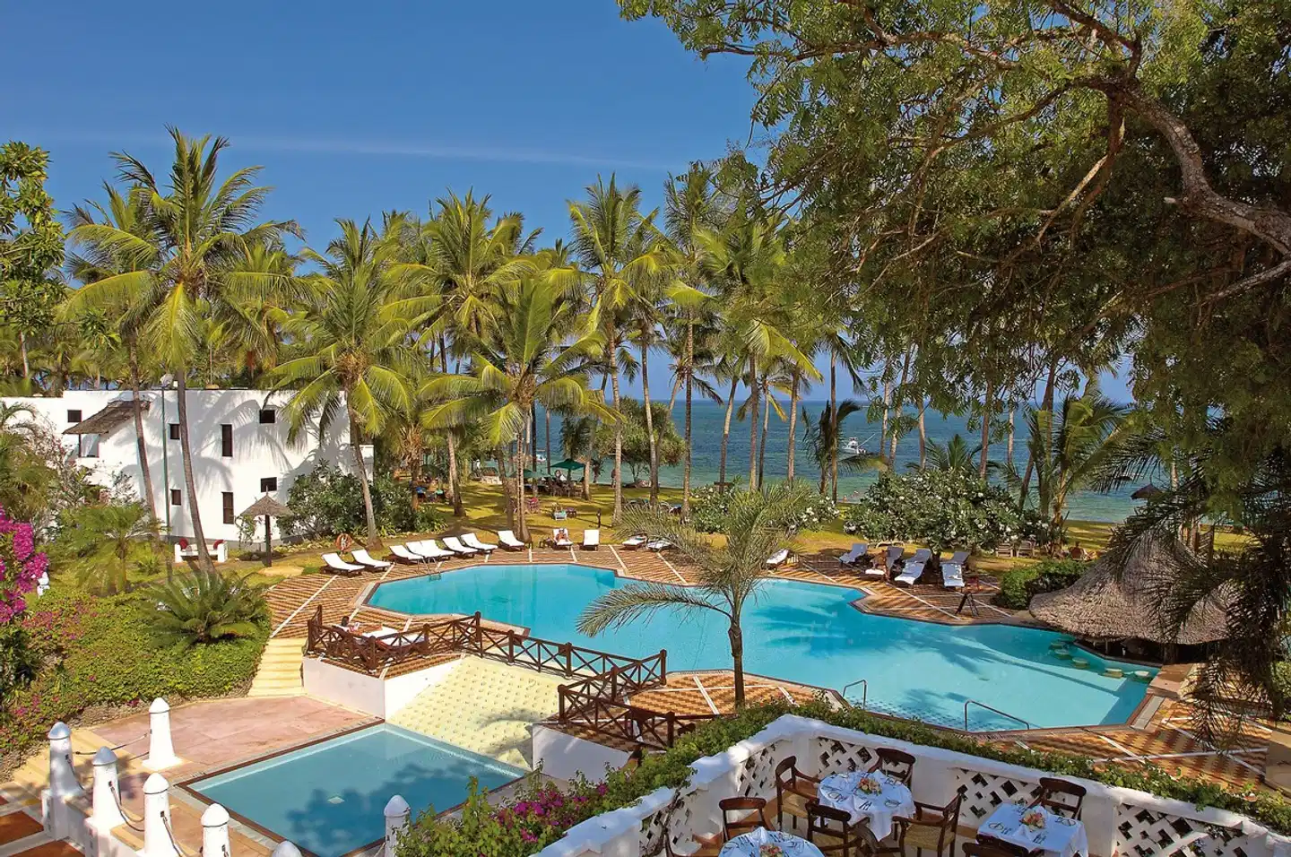 Serena Beach Resort & Spa Pool
