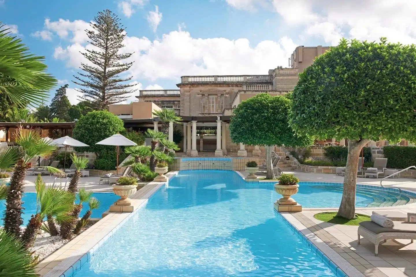 Corinthia Palace Hotel & Spa Pool