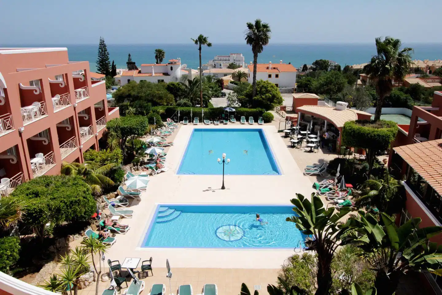 Belavista da Luz Pool