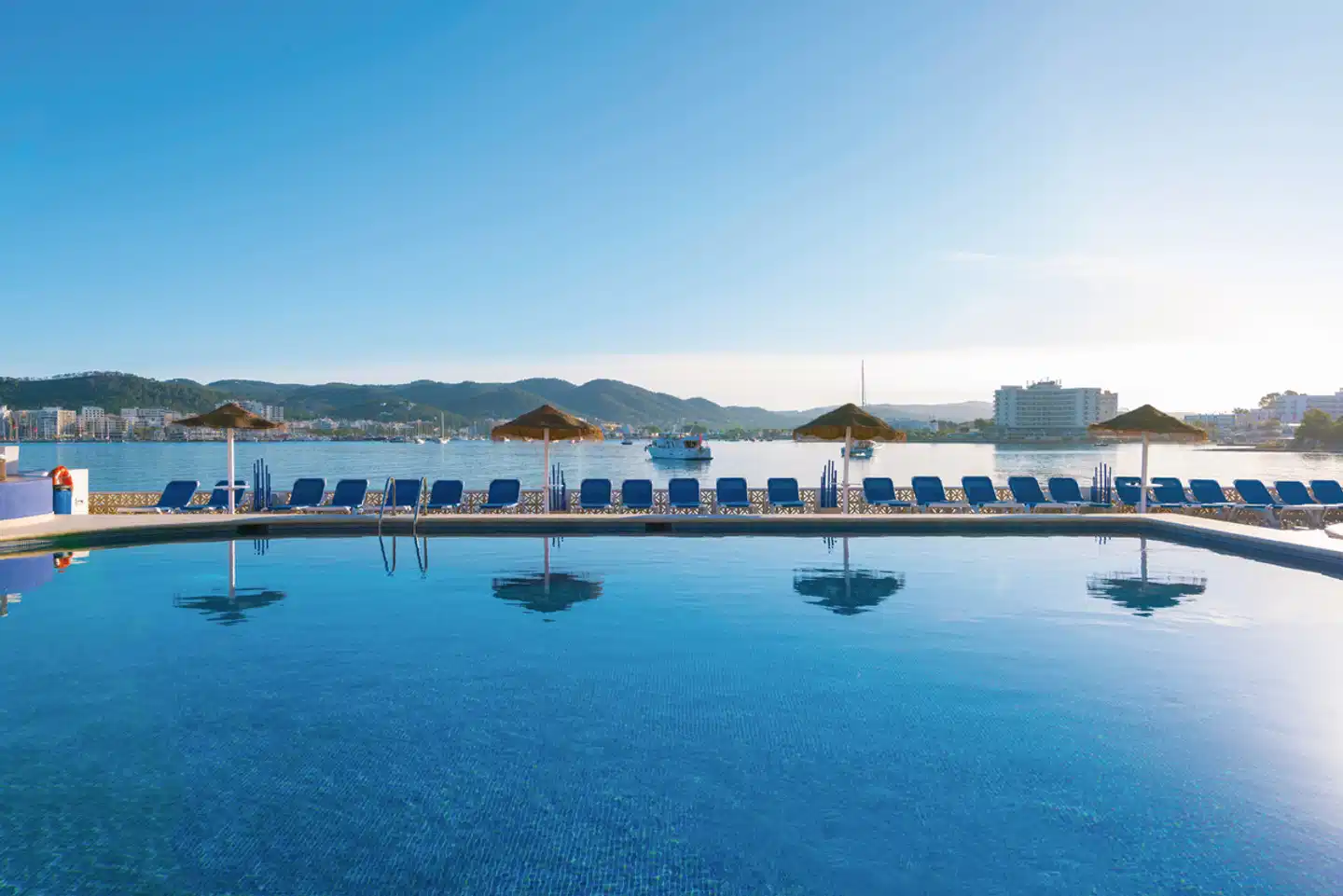 azuLine Mar Amantis & Mar Amantis II Pool