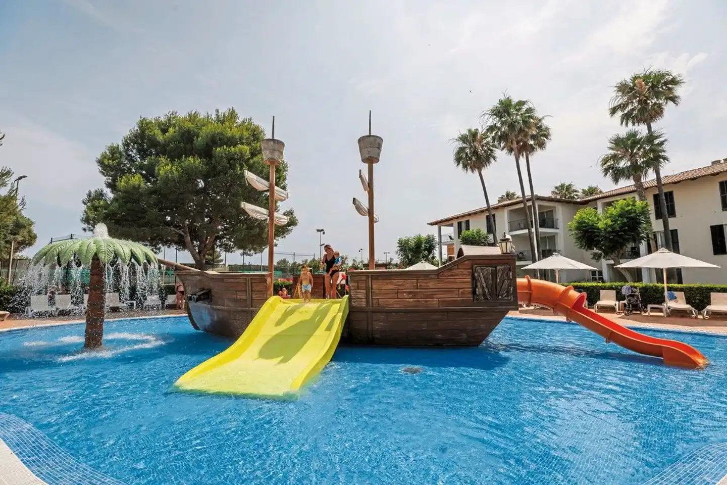 Blau Colonia Sant Jordi Pool