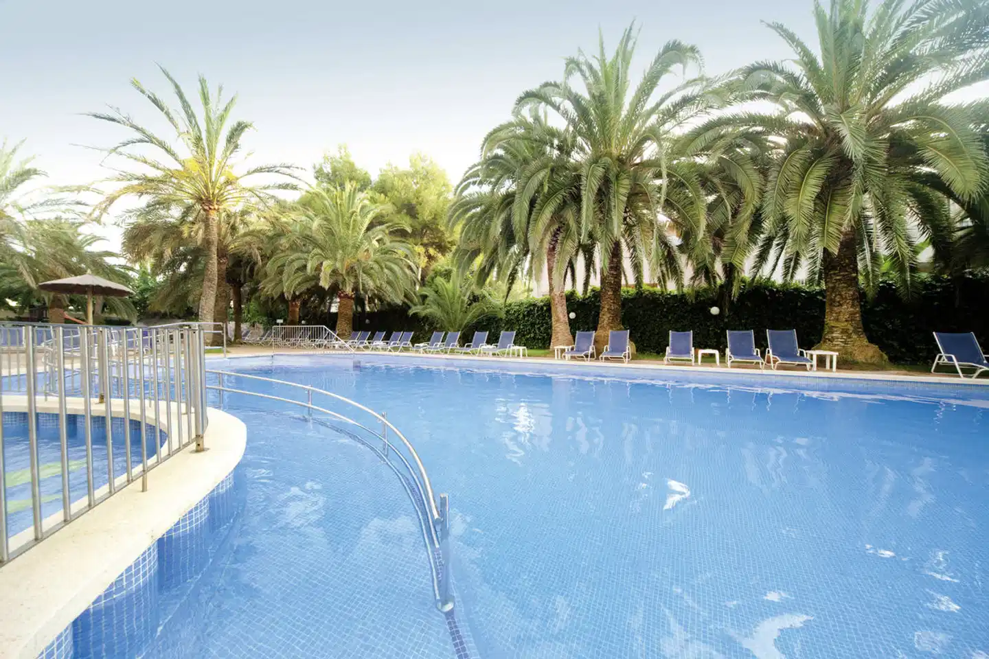 Bordoy Cosmopolitan Pool