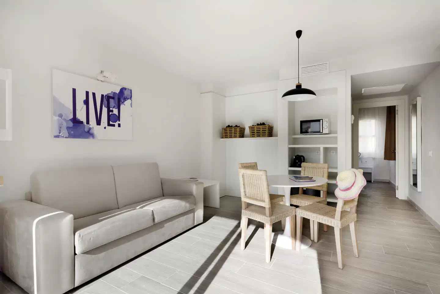 FERGUS Club Europa Wohnbeispiel