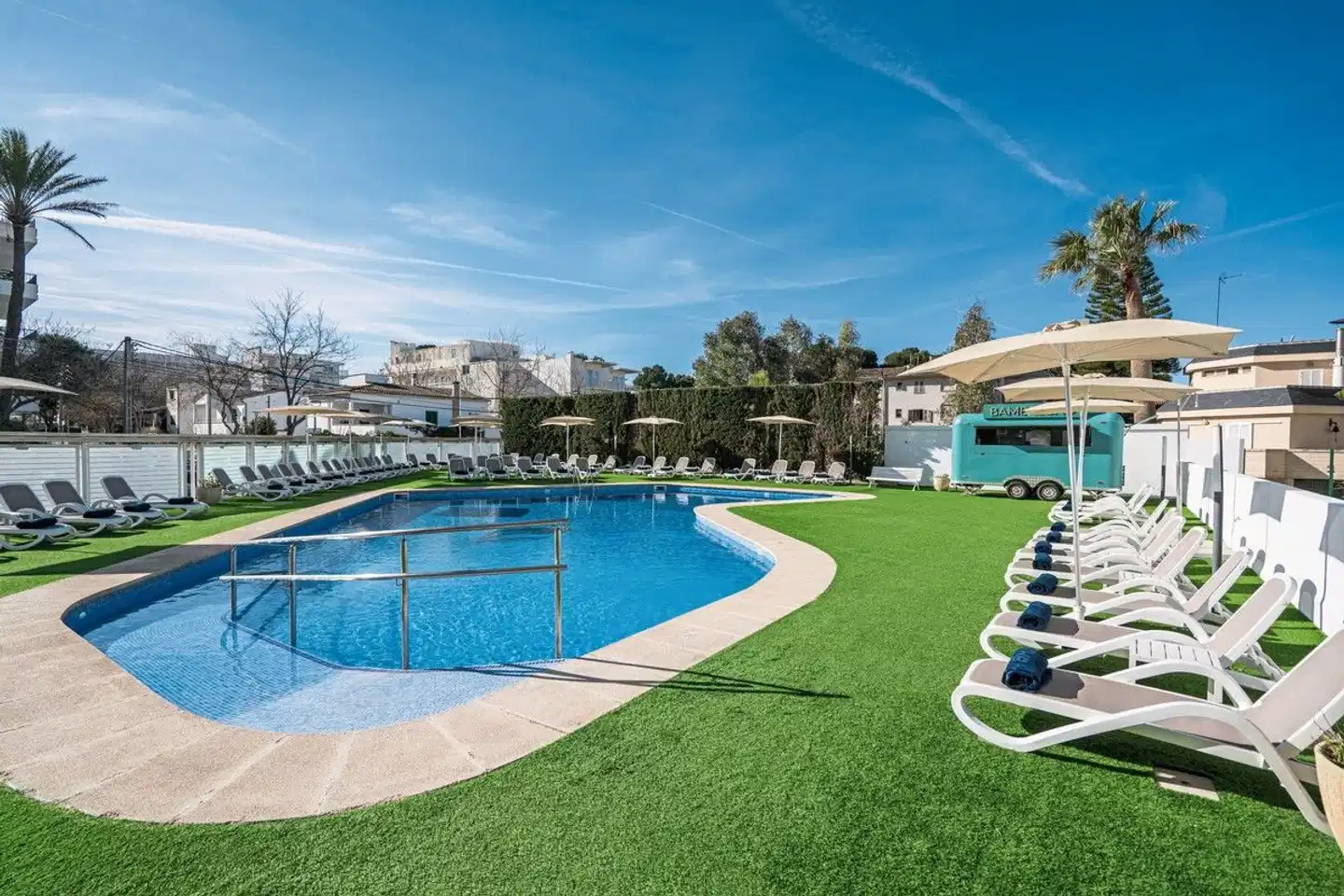 THB Maria Isabel Pool