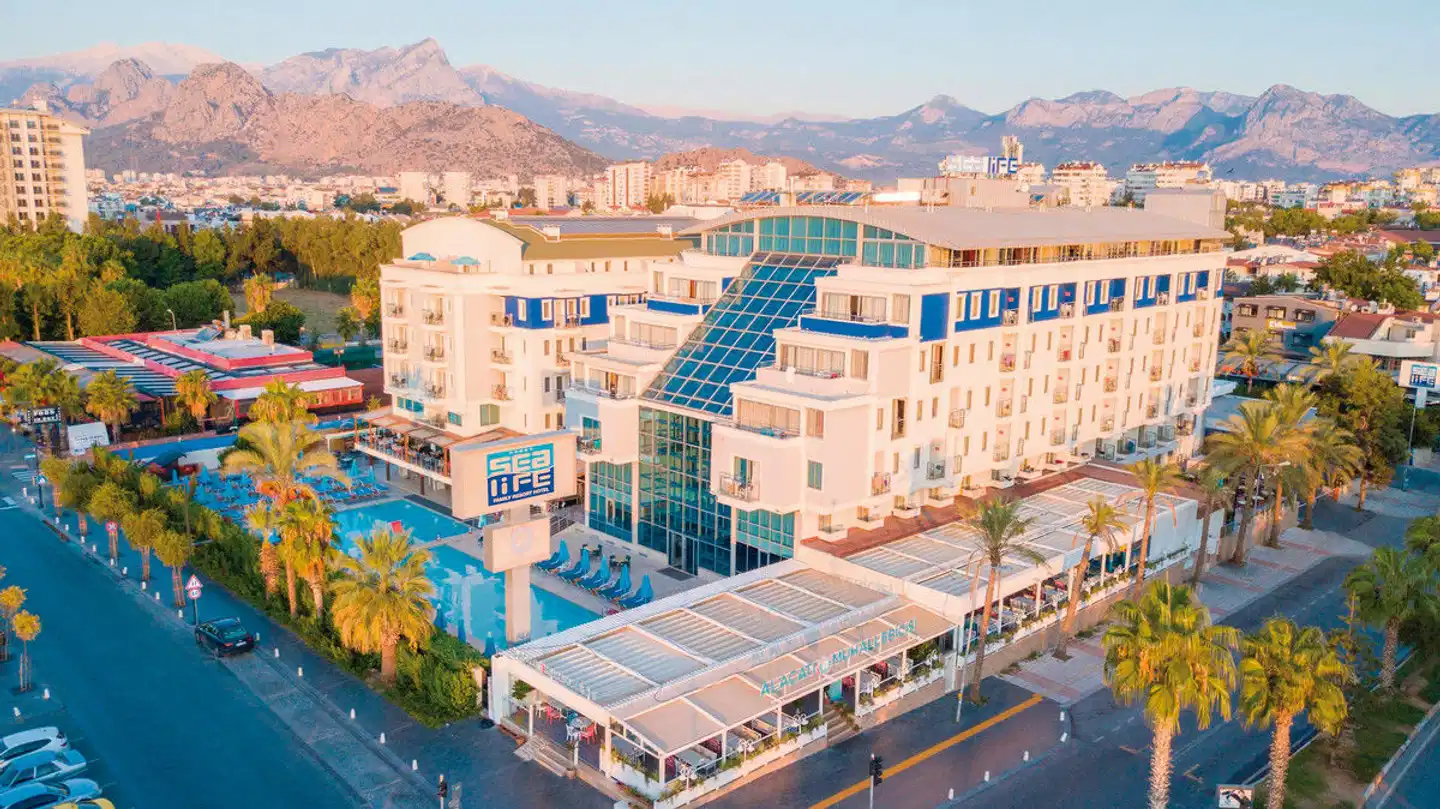 Sealife Family Resort Hotel Aussenansicht