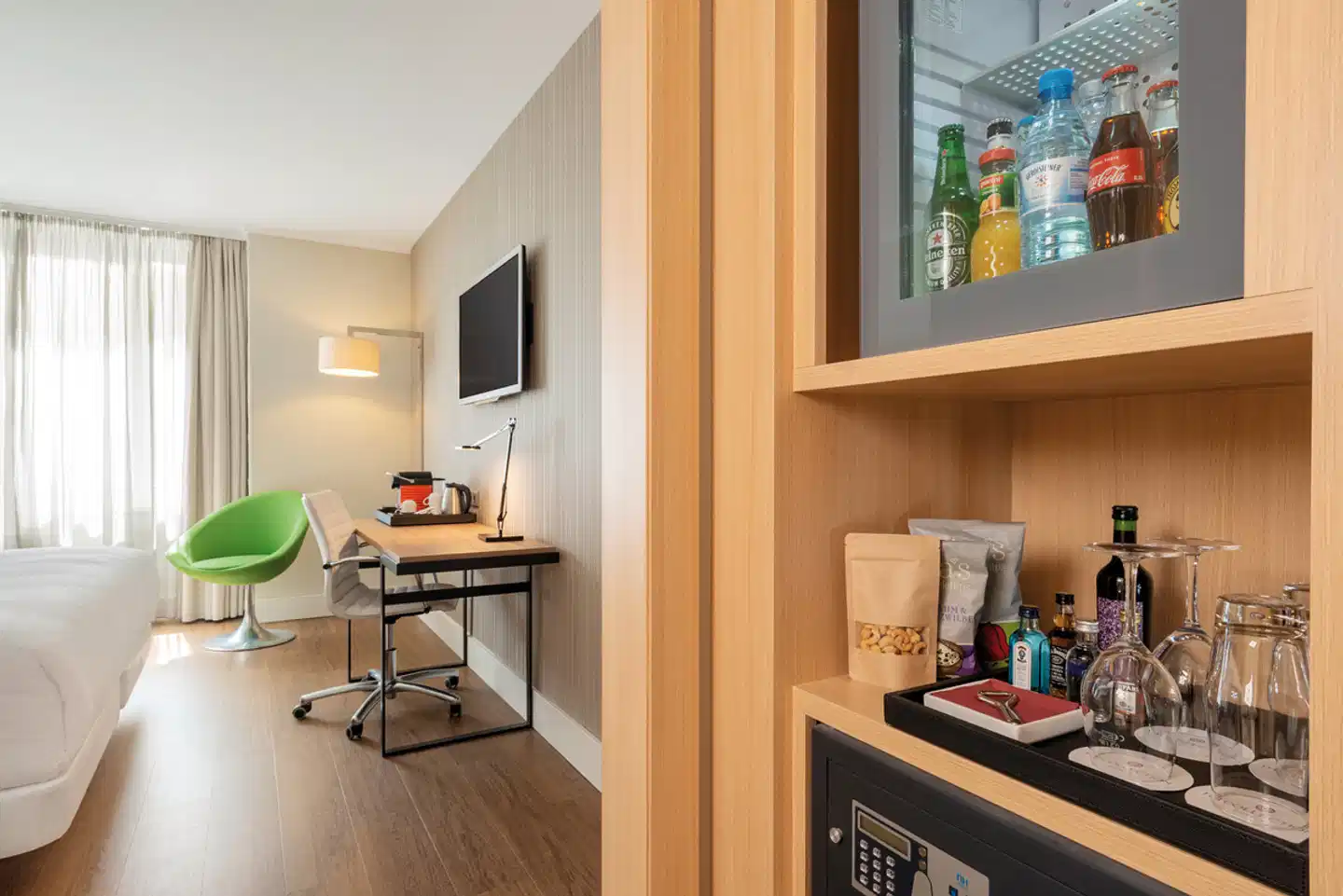 NH Collection Berlin Mitte am Checkpoint Charlie Wohnbeispiel