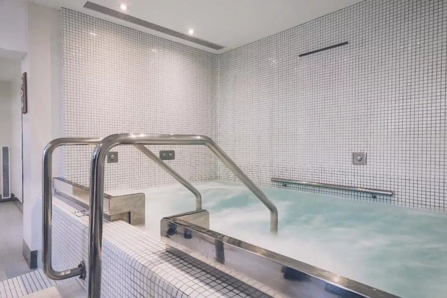 AYA Seahotel Wellness