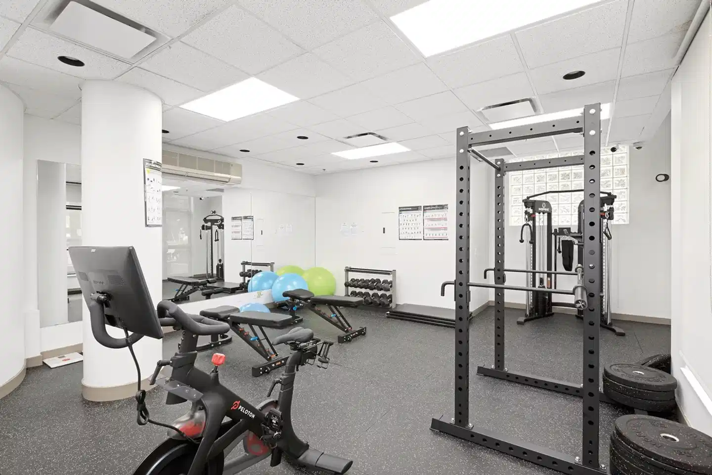 GEC Granville Suites Hotel Sport und Entertainment