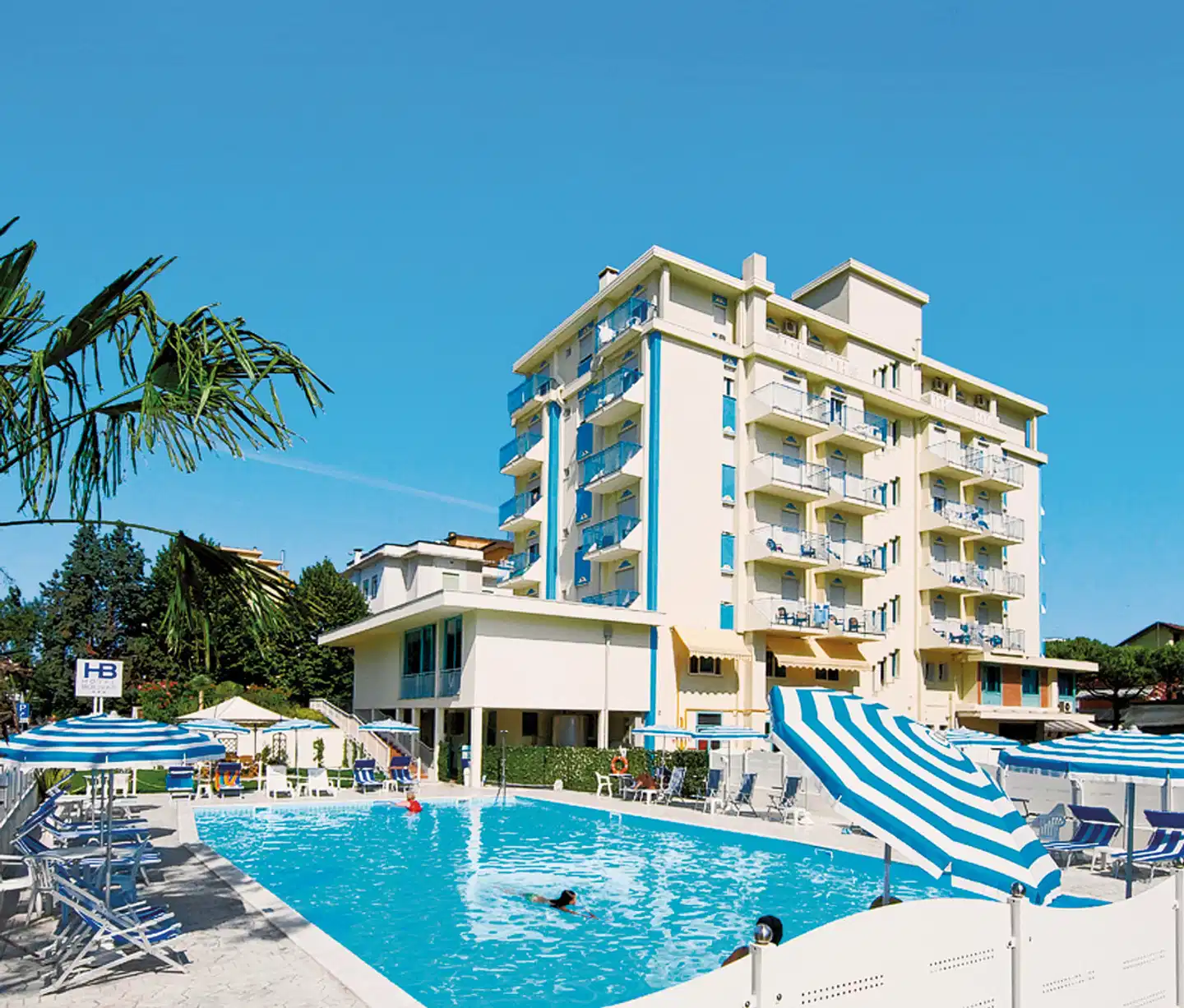 Bolivar Aussenansicht