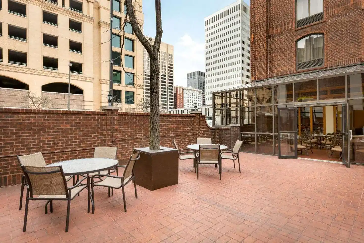 Days Inn by Wyndham Baltimore Inner Harbor Terrasse
