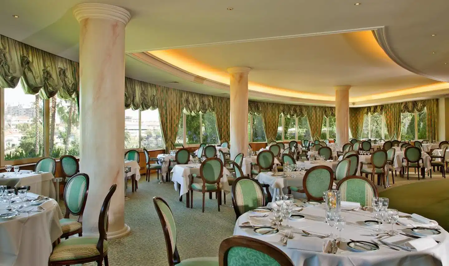 Dos Templarios Restaurant